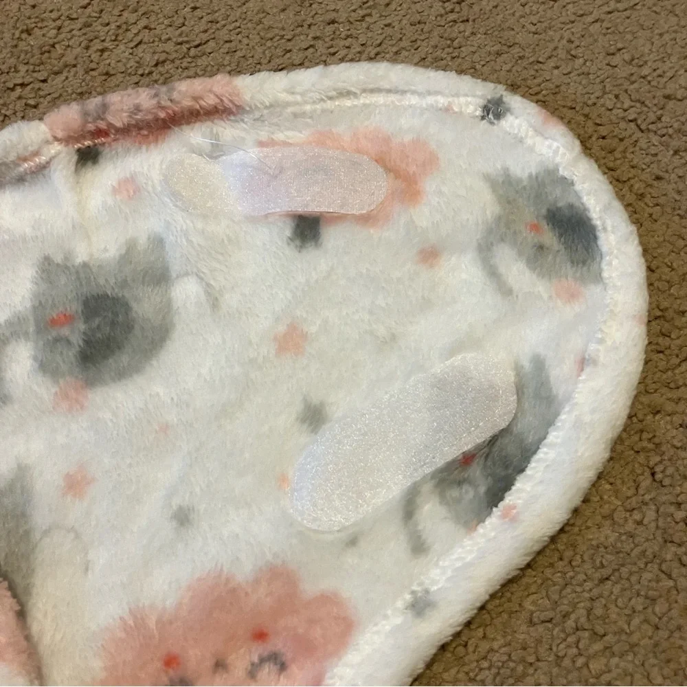 Newborn fleece white pink grey elephant swaddle wrap Gerber onesie &‎ Grey pants